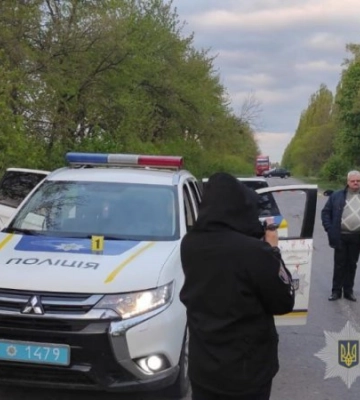 Стрілянина в поліцейських на Вінниччині: знайшли автомобіль та боєприпаси
