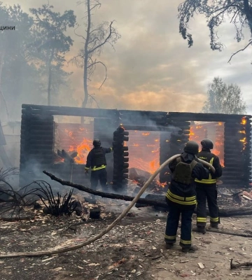 Росіяни обстріляли Харківщину: виникла пожежа