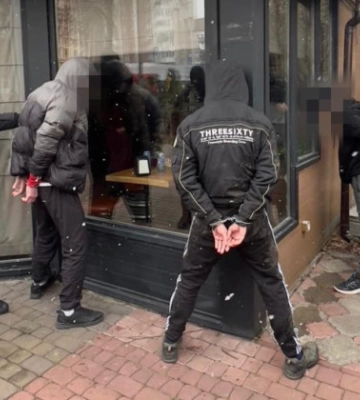 «Вибивали» з військового 3000 доларів надуманого боргу: на Волині судитимуть злочинців