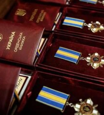 Сімох військовослужбовців із Полтавщини посмертно нагородили державними відзнаками