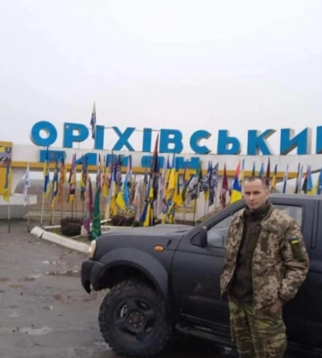 Вистояв довгу чергу у військкомат: історія освітянина з Рівненщини, який нині боронить Запоріжжя