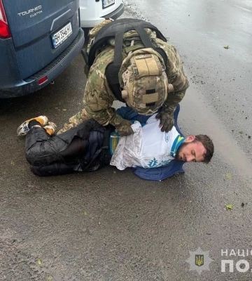 Хотіли втекти за кордон: з&#039;явилися деталі затримання військових, що напали на поліцейських на Вінниччині