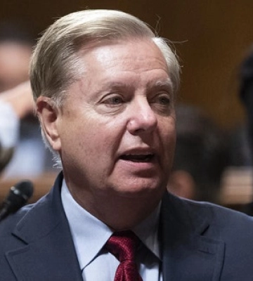 Сенатор США Грем запропонував колезі - критику допомоги Україні Венсу разом відвідати Київ