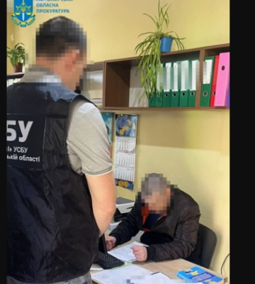 Незаконная регистрация права аренды на 170 земельных участков: в Житомирской области госрегистратору сообщено о подозрении