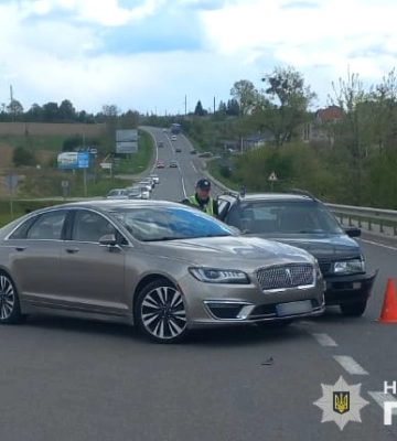 У Давидові внаслідок ДТП травмовані жінка та п’ятирічний хлопчик