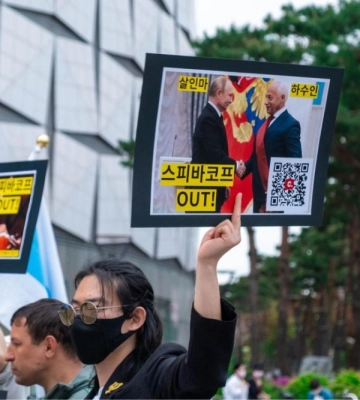 У Сеулі активісти протестували проти виступу пропутінського музиканта Співакова