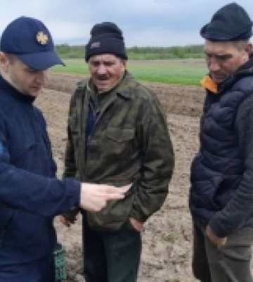 У Старовижівській громаді рятувальники провели рейди, аби запобігти пожежам