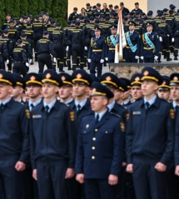 У Львові вручили дипломи випускникам вишів ДСНС - їх вітали Клименко і глави МВС трьох країн