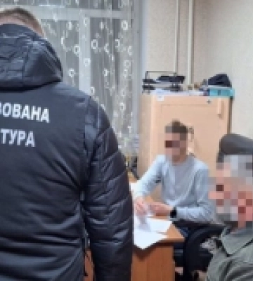 Двом військовослужбовцям-дезертирам повідомили про підозру у вбивстві та замаху на життя поліцейських