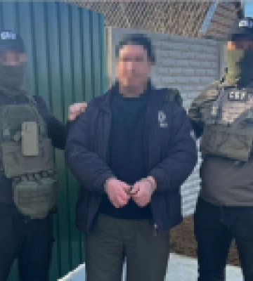 СБУ затримала ексдепутата-зрадника та його спільницю, які наводили російські ракети на Херсон