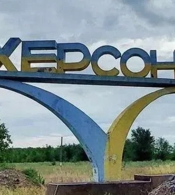У Херсоні від обстрілу армії рф постраждали ще двоє чоловіків