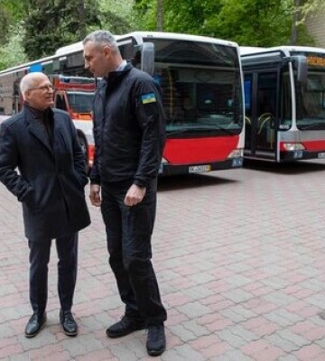 Київ отримав від Гамбурга нову партію допомоги: Кличко розповів подробиці
