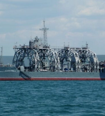 "Каюсь и жалею": в Крыму оккупанты заставили извиниться матроса, снявшего поражение "Коммуны"