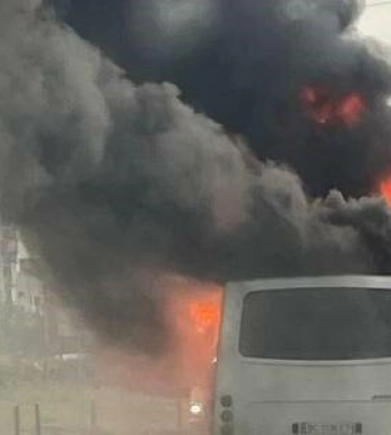 У Львові спишуть автобус, який згорів ще півроку тому