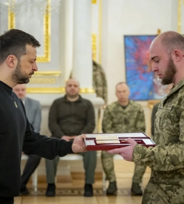 Президент вручив ордени військовим, які захищали Херсонщину