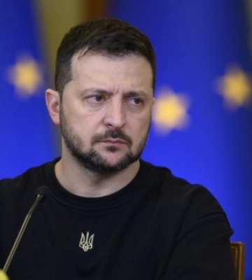 Зеленський хоче поговорити з Макроном про французькі війська в Україні: Я - тільки «за»