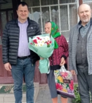 Довгожительку із Волині привітали із 90-річним ювілеєм