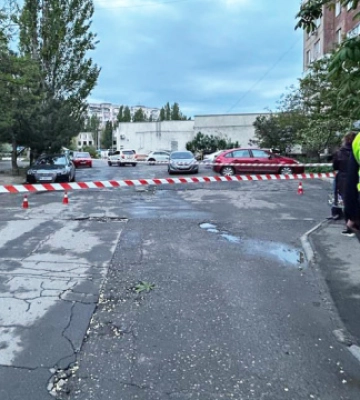 У житловому кварталі Миколаєва у чоловіка в руках вибухнула граната