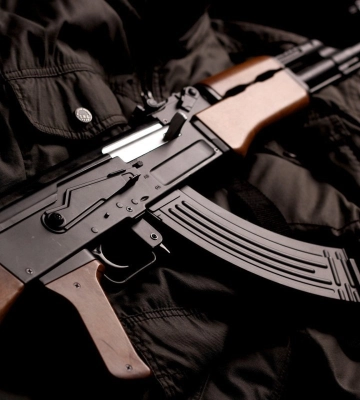 На Волині військовослужбовець зберігав удома автомат Калашникова, який привіз із фронту