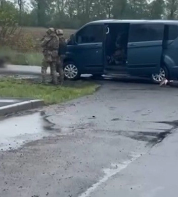 Розстріл поліцейських на Вінничині: підозрювані військовослужбовці везли сто гранат і 25 тисяч набоїв аби сховати їх на дачі