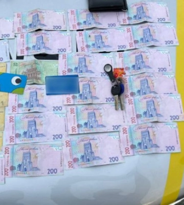 У Сумах директор фонду торгував посвідченнями учасників благодійної організації