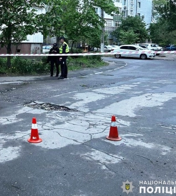 У Миколаєві у дворі багатоповерхівки вибухнула граната: є поранений