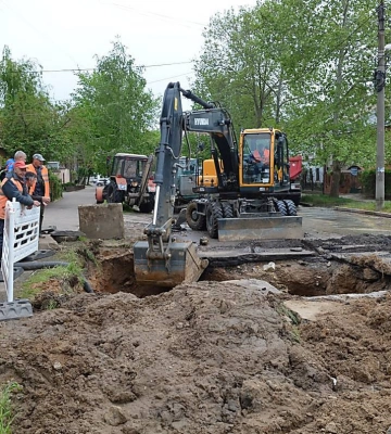 Водоканалу потрібно ще два дні, щоб впоратись з аварією в центрі Миколаєва