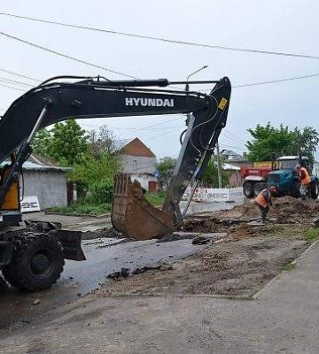 Водоканалу потрібно ще кілька днів, щоб впоратись з аварією в центрі Миколаєва