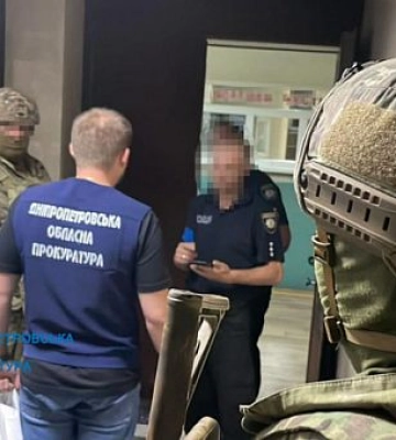 До складу увійшли правоохоронці. У Дніпрі судитимуть 14 учасників наркоугруповання