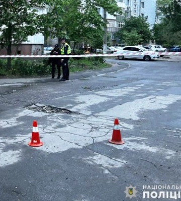 Поліціянти встановлюють обставини події у спальному районі Миколаєва