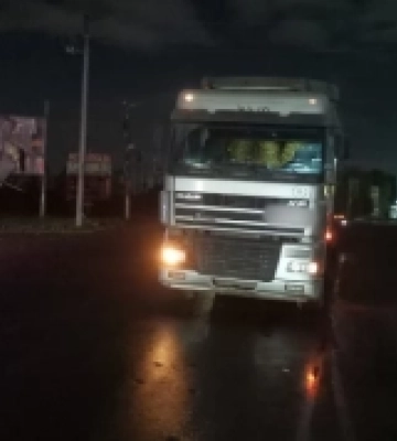 В Одеському районі автомобіль збив чоловіка, який переходив дорогу у забороненому місці