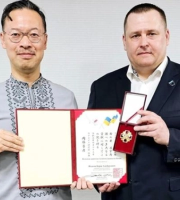 В Японії мер Дніпра отримав відзнаку за розвиток україно-японських відносин