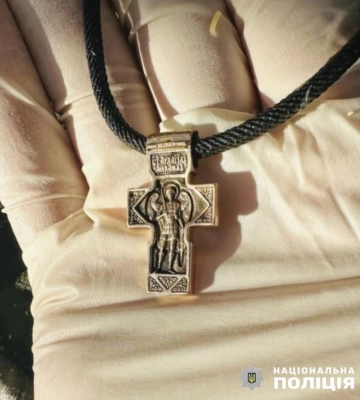 Поліція Житомирщини встановлює особу потопельника, тіло якого дістали з річки Тетерів (ФОТО)