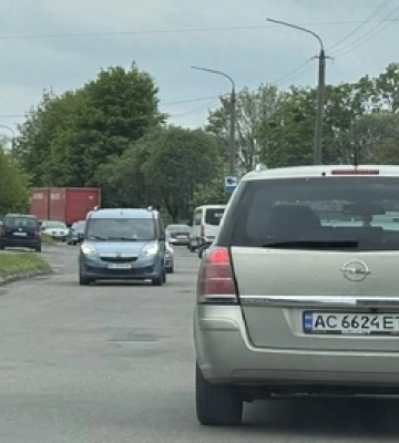У Луцьку на вулиці Карпенка-Карого змінили рух транспорту: як їздити тепер