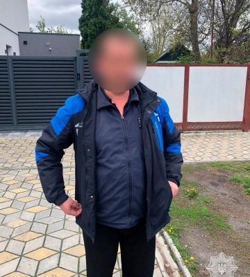 Черкаським патрульним трапився чоловік у розшуку, він перевищив швидкість
