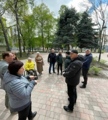 У Житомирі провели аудит безпеки території скверу що на розі вулиць Князів Острозьких та Київської