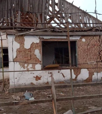Росіяни обстріляли Берислав із безпілотників, є поранений