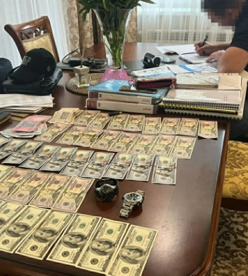 Збагатився на 14 млн гривень: ДБР повідомило про підозру правоохоронцю з Дніпра