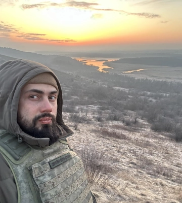 Пытаемся удержать Донбасс. Военный откровенно рассказал, что крайне необходимо фронту Пытаемся удержать Донбасс. Военный откровенно рассказал, что крайне необходимо фронту