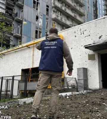 Наслідки ворожого удару по Харкову: постраждало шість мешканців. ФОТОрепортаж