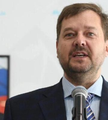 ВАКС конфіскував у зрадника Балицького 5 літаків, 4 авто і квартири та стягнув частки у 9 компаніях