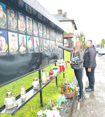 Загинув під Бахмутом: рідним полеглого Героя вручили посмертну нагороду