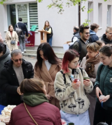 У Львівському ветуніверситеті відбувся Великодній благодійний ярмарок для підтримки військових