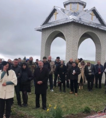 На Івано-Франківщині відкрили меморіальну дошку полеглому бійцю 102 бригади Юрію Шекеряку
