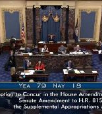 Сенат США проголосував за історичне рішення — надання допомоги Україні у майже 61 мільярд доларів США