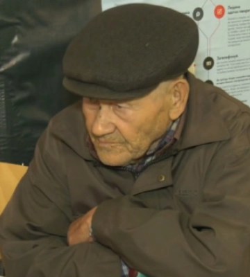 Не захотел получать российский паспорт: 88-летний мужчина вышел из оккупированной части Донбасса