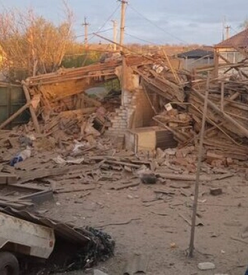 Ввечері ворог обстріляв село на Харківщині, двоє загиблих. ФОТО