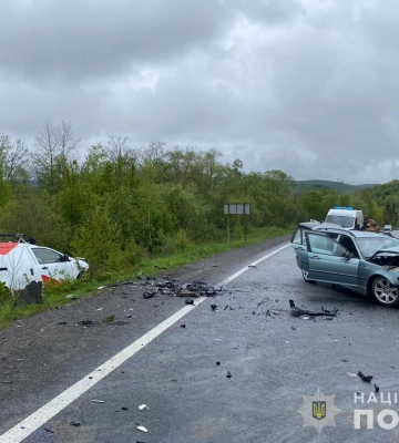 Внаслідок ДТП у Нижніх Воротах загинув житель Прикарпаття