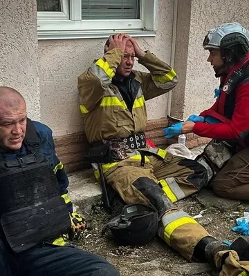 Від невідомої вибухівки у Миколаєві постраждали п’ятеро рятувальників