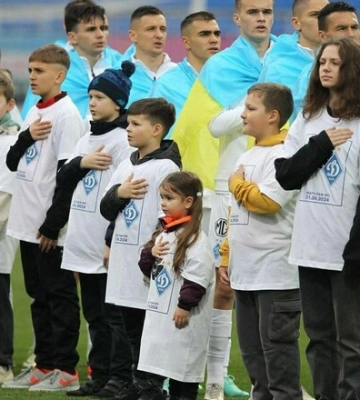 Где смотреть онлайн матч чемпионата Украины Днепр-1 – Динамо Киев